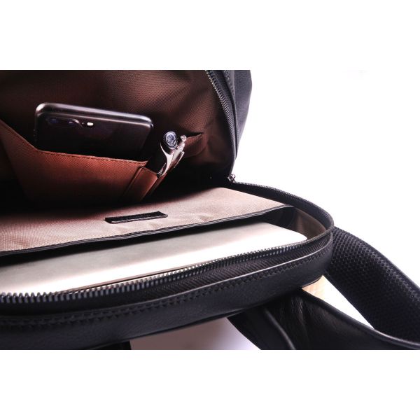 Leather Laptop Backpack | Maruse display picture 3